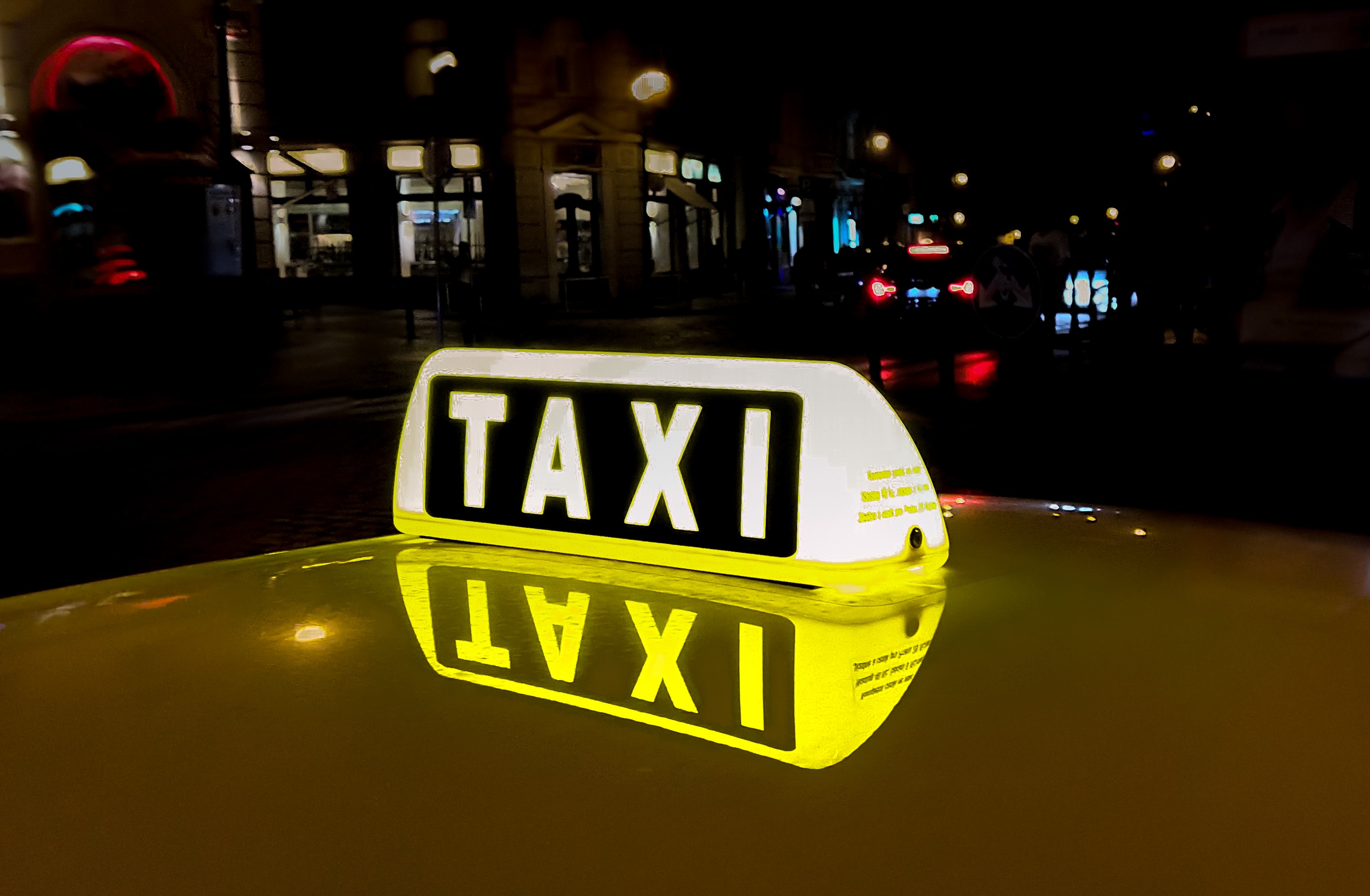order a taxi in Mykonos